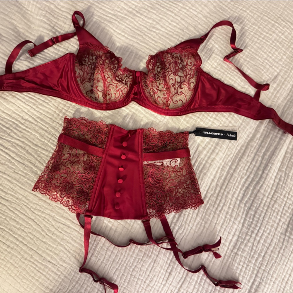 Aubade - Saint Tropez Lace Corset & Bra Set - Red / 32D - Picture 6 of 6